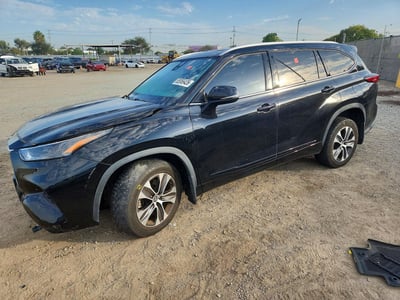 5TDHZRBH9NS****** 2022 Toyota Highlander