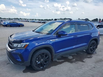 3VVEX7B22RM****** 2024 Volkswagen Taos