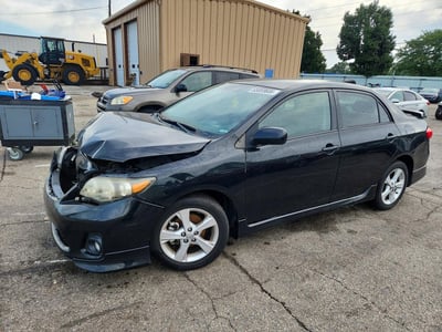 2T1BU4EE7DC****** 2013 Toyota Corolla