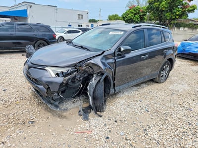 JTMZFREV2JJ****** 2018 Toyota RAV4