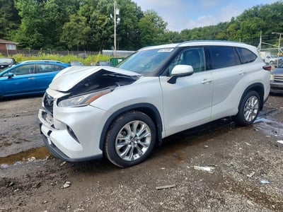 5TDDZRBH2NS****** 2022 Toyota Highlander