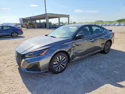 2025 Nissan Altima