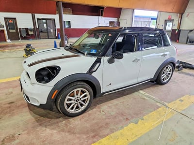 WMWZC5C57FW****** 2015 MINI Countryman