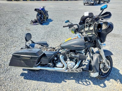1HD1KBM13CB****** 2012 Harley-Davidson Street Glide 103