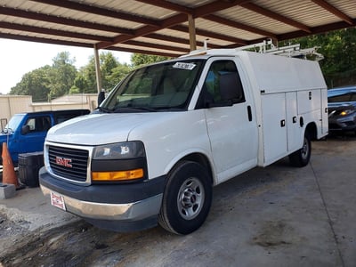 1GD07RFG9J1****** 2018 GMC Savana