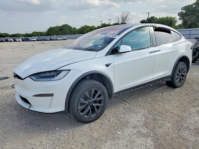 7SAXCBE50NF****** 2022 Tesla Model X