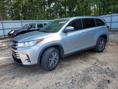 5TDKZRFH4KS****** 2019 Toyota Highlander