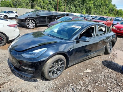 5YJ3E1EA8MF****** 2021 Tesla Model 3