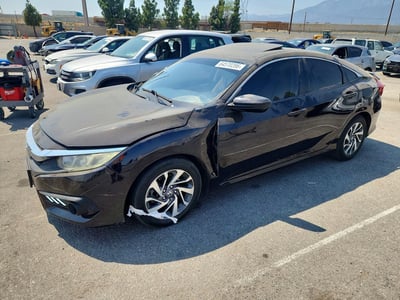 2HGFC2F76JH****** 2018 Honda Civic