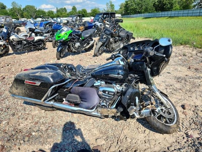 2019 Harley-Davidson FLHTCUI