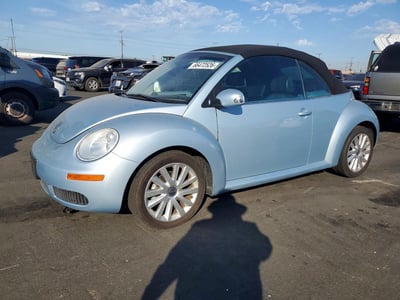 2010 Volkswagen New Beetle