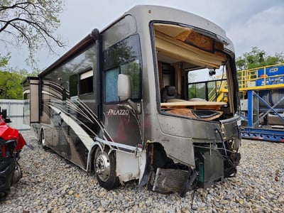 4UZAAJDT6FC****** 2015 Freightliner Xcs Chassis
