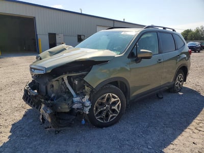 JF2SKAJC4LH****** 2020 Subaru Forester