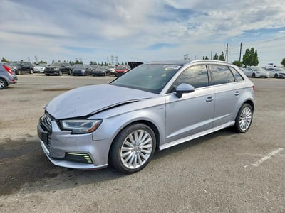 WAUTPBFF6HA****** 2017 Audi A3