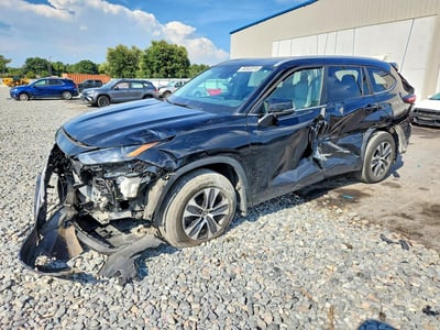 5TDKDRBH5RS****** 2024 Toyota Highlander