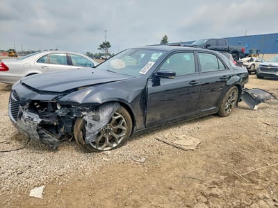 2C3CCAGG7GH****** 2016 Chrysler 300