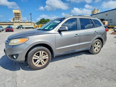 5XYZK4AG2CG****** 2012 Hyundai Santa Fe