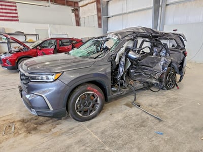 5FNYG1H46SB****** 2025 Honda Pilot
