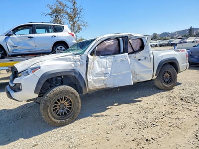 3TMCZ5AN5NM****** 2022 Toyota Tacoma