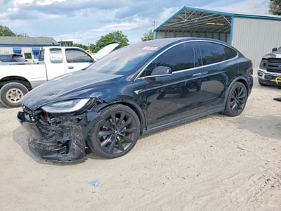 5YJXCDE28HF****** 2017 Tesla Model X