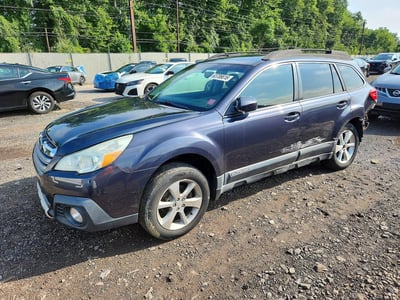 4S4BRCKC2D3****** 2013 Subaru Outback