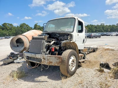 1FVHCYBS4DH****** 2013 Freightliner M2 106 Medium Duty