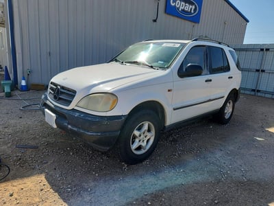 4JGAB54EXXA****** 1999 Mercedes-Benz M-Class