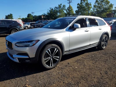 YV4102NK9J1****** 2018 Volvo V90