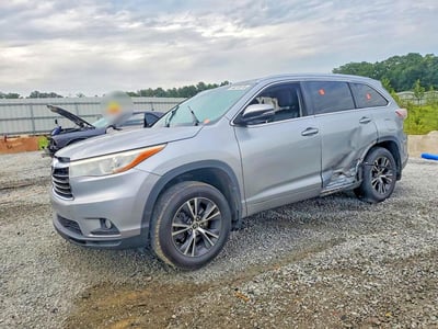 5TDJKRFH0GS****** 2016 Toyota Highlander