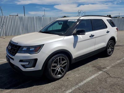 1FM5K8GT5HG****** 2017 Ford Explorer