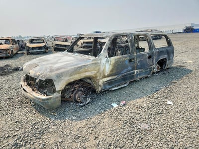 3GNGK26UX4G****** 2004 Chevrolet Suburban