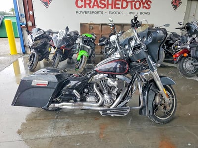 1HD1KB414AB****** 2010 Harley-Davidson FLHXS