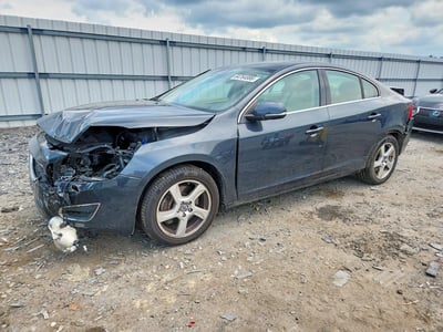 YV1612FSXD1****** 2013 Volvo S60