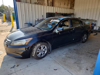 1HGCP2F4XBA****** 2011 Honda Accord