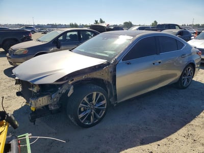 2019 Lexus ES
