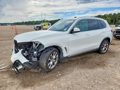 5UXCR6C02N9****** 2022 BMW X5