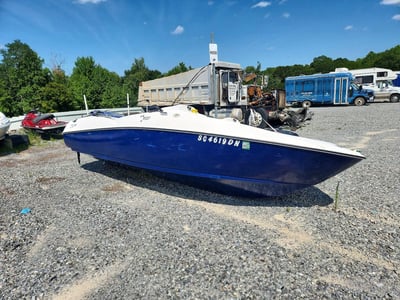 YAMCK81***** 2002 Yamaha Jet Ski