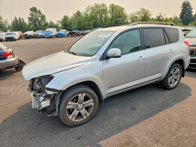 JTMRK4DV9B5****** 2011 Toyota RAV4
