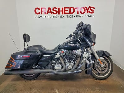 1HD1KBM18BB****** 2011 Harley-Davidson FLHX