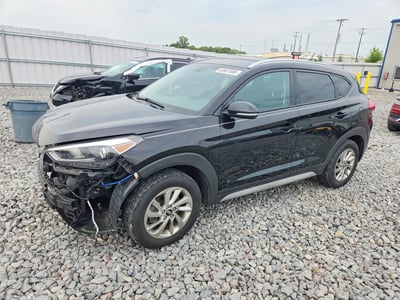 KM8J3CA24HU****** 2017 Hyundai Tucson