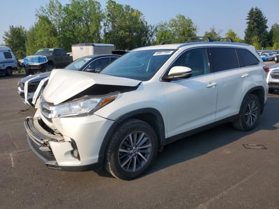 5TDJZRFH0KS****** 2019 Toyota Highlander