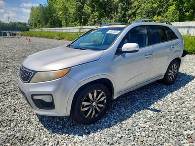 5XYKW4A28CG****** 2012 Kia Sorento