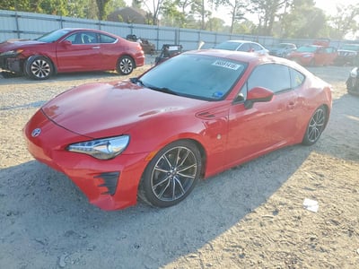 JF1ZNAA14H9****** 2017 Toyota 86