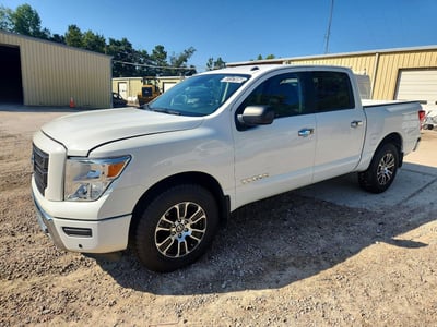 2021 Nissan Titan