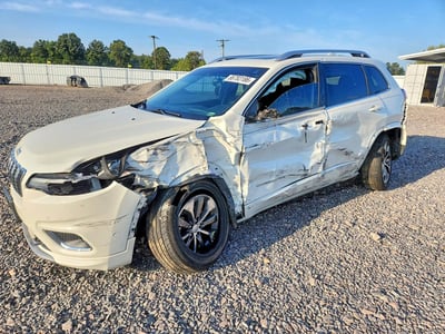 1C4PJMJX7KD****** 2019 Jeep Cherokee