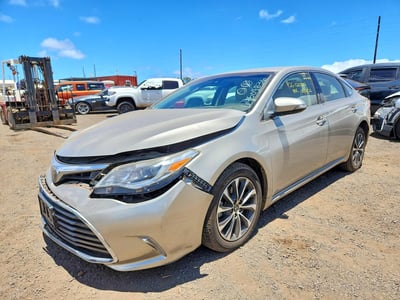 4T1BK1EB3JU****** 2018 Toyota Avalon