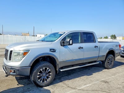 2016 Nissan Titan