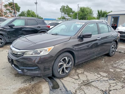 1HGCR2F35GA****** 2016 Honda Accord