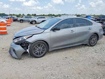 3KPF54AD1NE****** 2022 Kia Forte