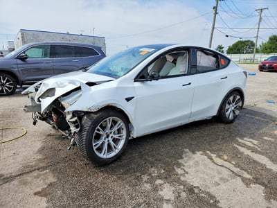 5YJYGDEE9MF****** 2021 Tesla Model Y